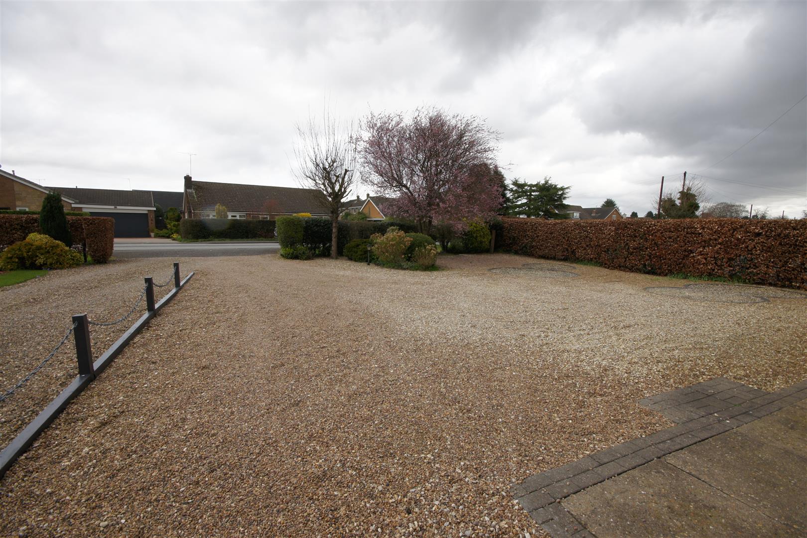 Bungalow Detached Mill Road, Swanland
